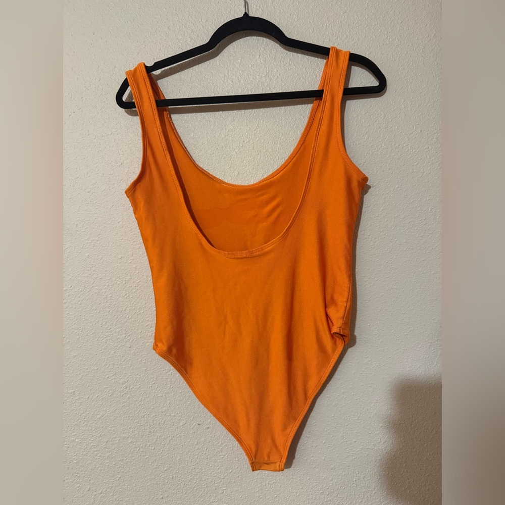 COCA COLA FANTA ORANGE SWIM SUIT MEDIUM - Picture 5 of 5